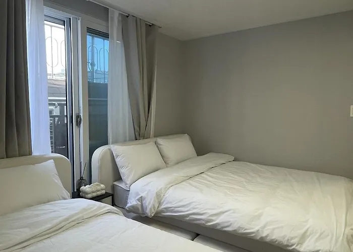 アパート Peaceful Quiet2br 5min Walk Achasanstation Park *
